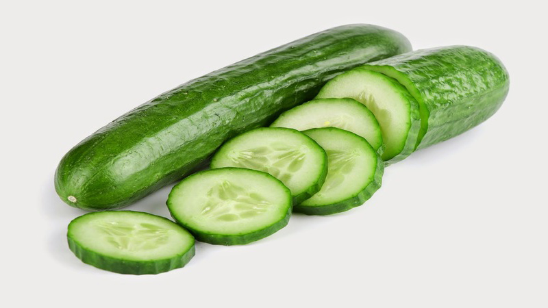 Dưa leo bổ sung một lượng nước, vitamin C, kẽm và magie vô cùng dồi dào