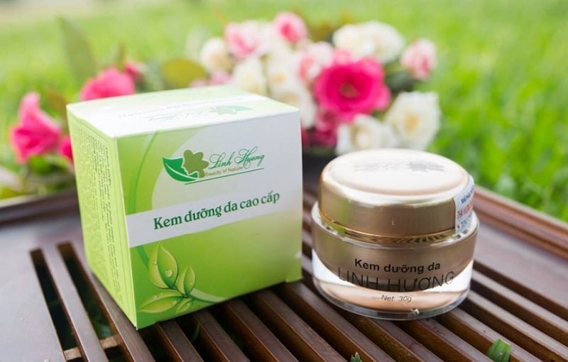                               Kem dưỡng da linh hương có tốt không