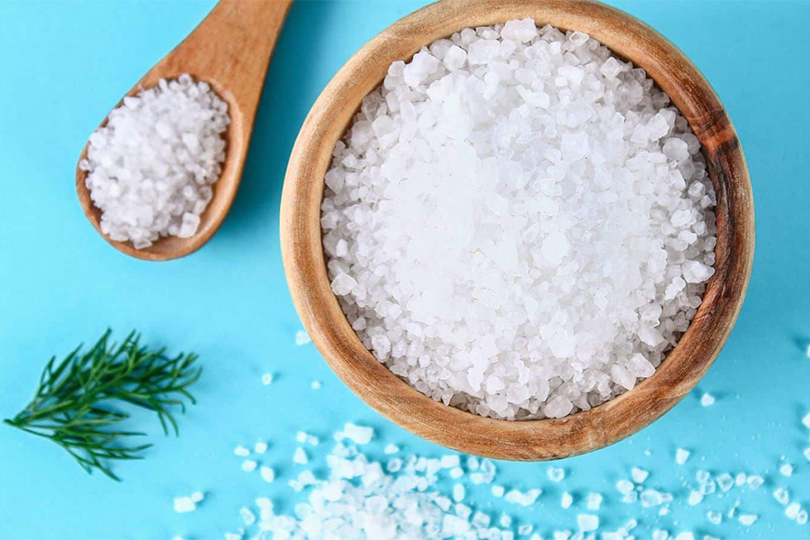 Muối - Thần dược trong trị mụn và cải thiện sắc đẹp từ xa xưa