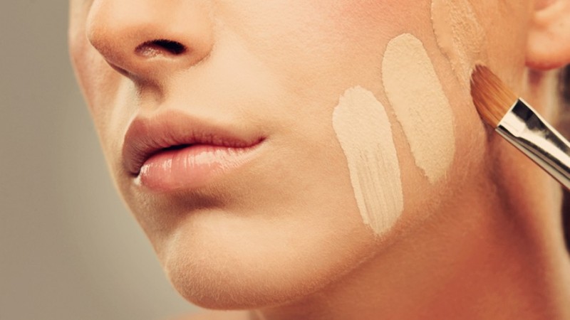 Che khuyết điểm để che đi làn da khô ráp, nhăn nheo