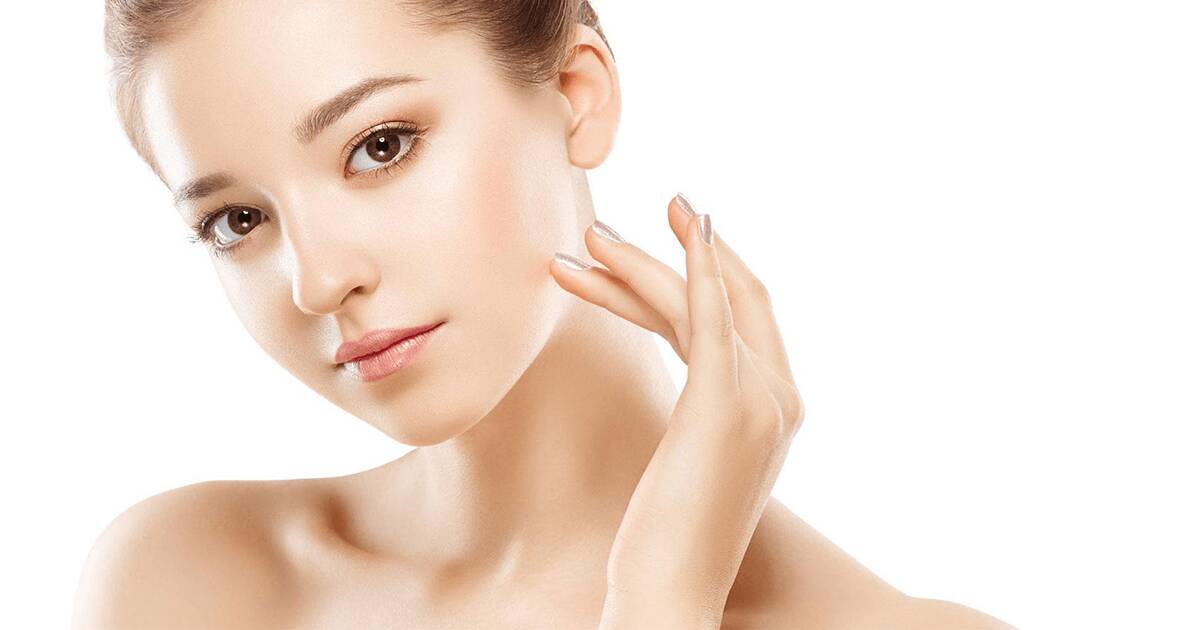 Dầu dừa chứa nhiều vitamin thiết yếu trong việc dưỡng da cho các chị em