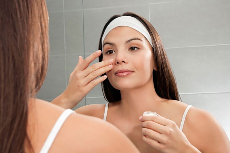 Cần quan tâm về chất lượng của sản phẩm để kết quả trị mụn cao nhất